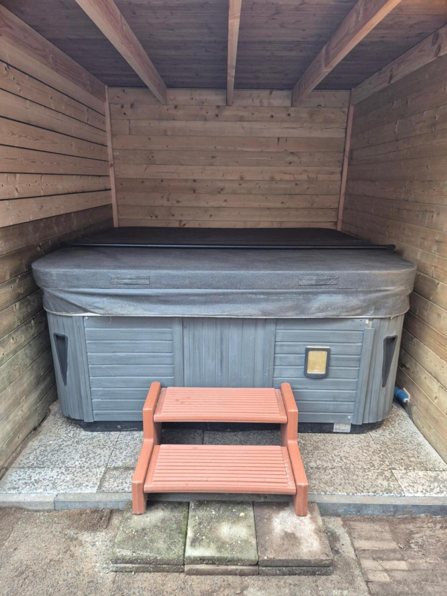 Luxe Boshuisje Met Prive Wellness & Jacuzzi Op De Veluwe Ermelo Dış mekan fotoğraf