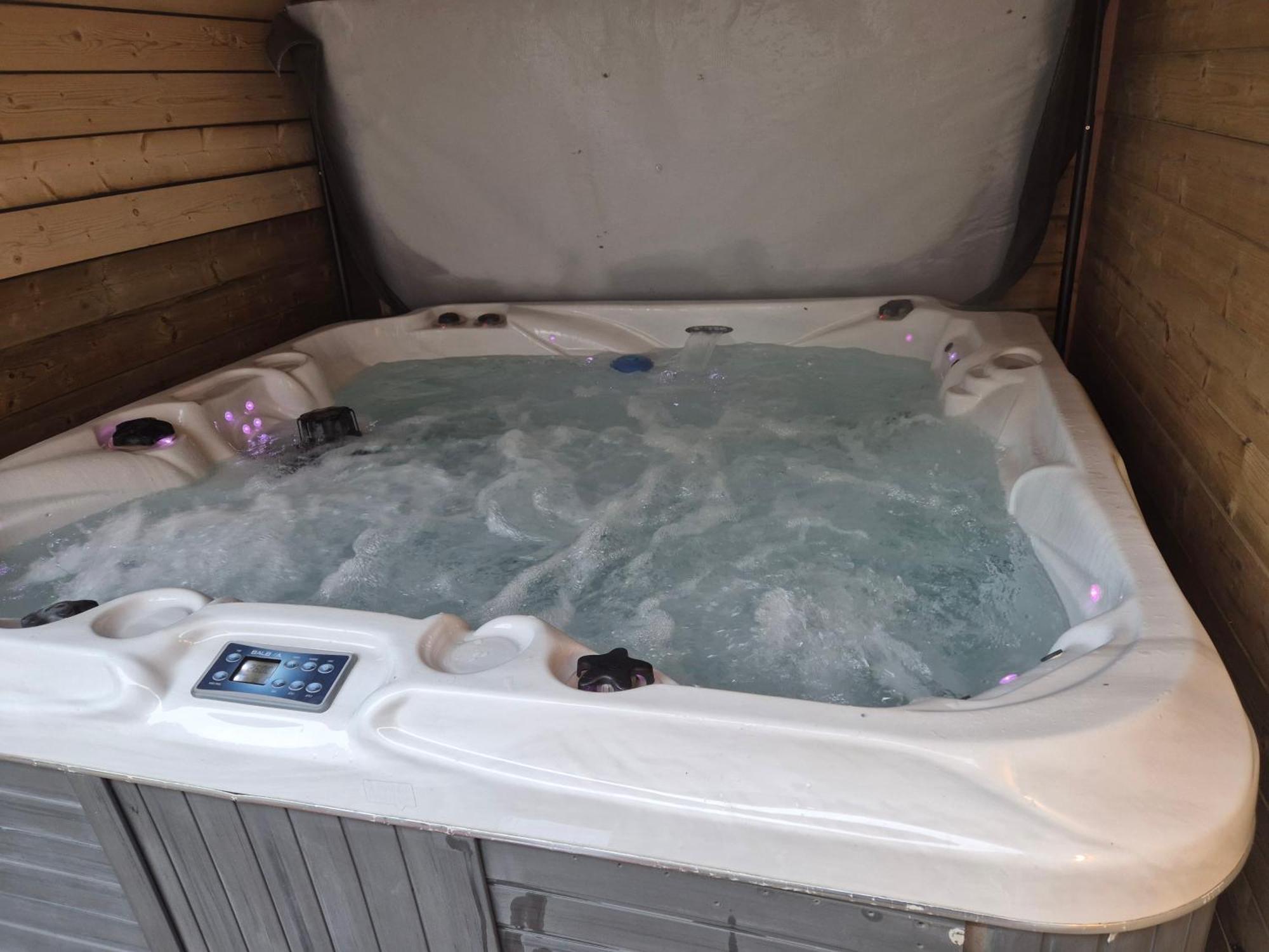Luxe Boshuisje Met Prive Wellness & Jacuzzi Op De Veluwe Ermelo Dış mekan fotoğraf